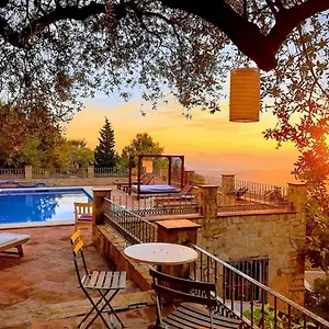 3* Bed & Breakfast El Nispero Dulce